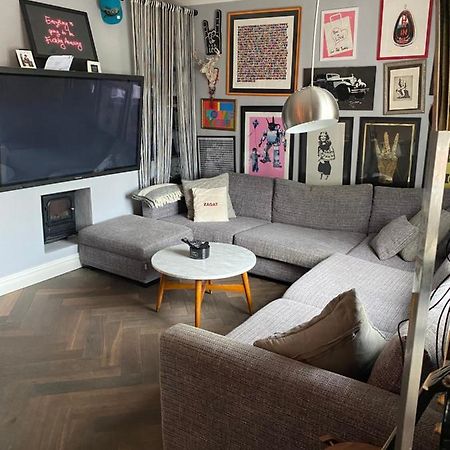 Luxury 2 Bedroom Flat Heart Of Camden London Bagian luar foto
