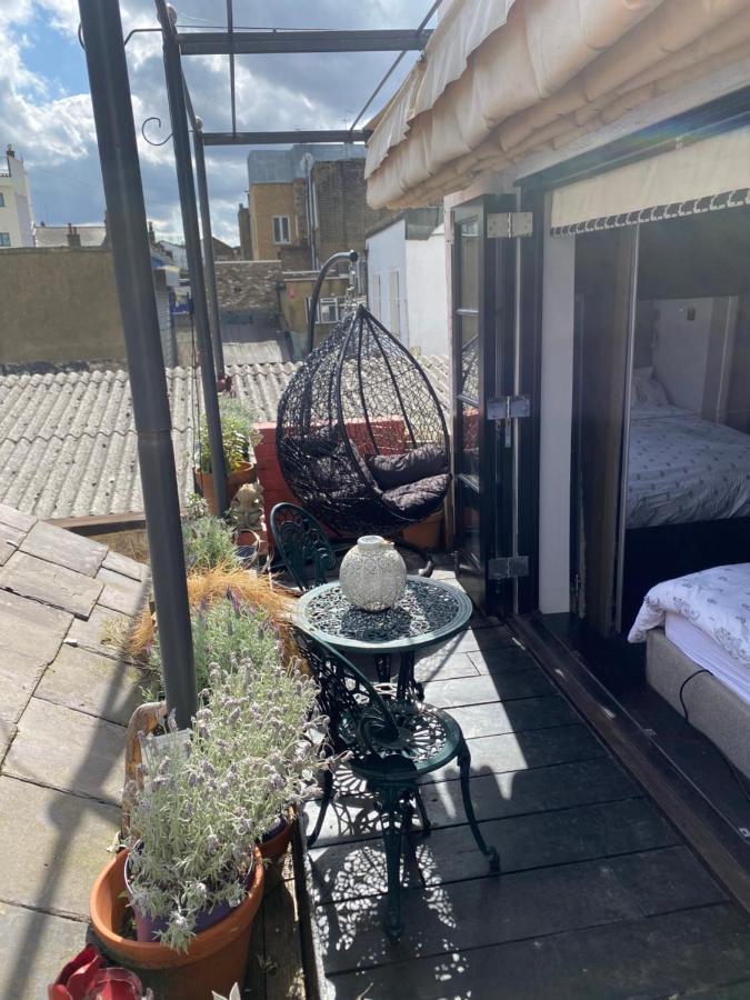 Luxury 2 Bedroom Flat Heart Of Camden London Bagian luar foto