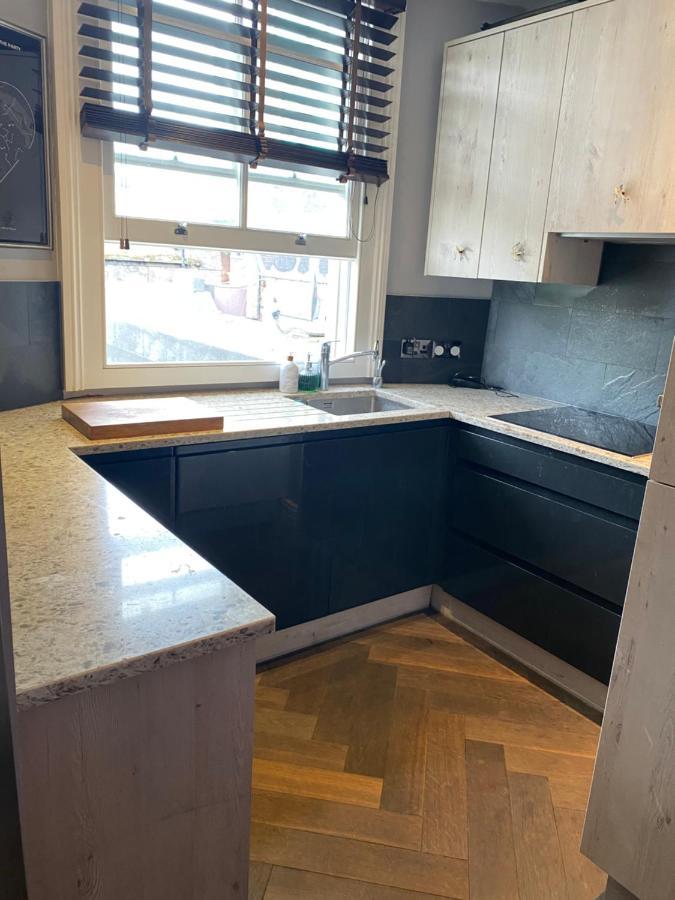 Luxury 2 Bedroom Flat Heart Of Camden London Bagian luar foto